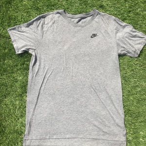 Men’s Nike dri fit tee